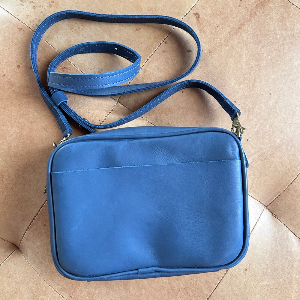 Blue Leather Minimalist Crossbody Bag 90s Genuine Leather Academia Noonday